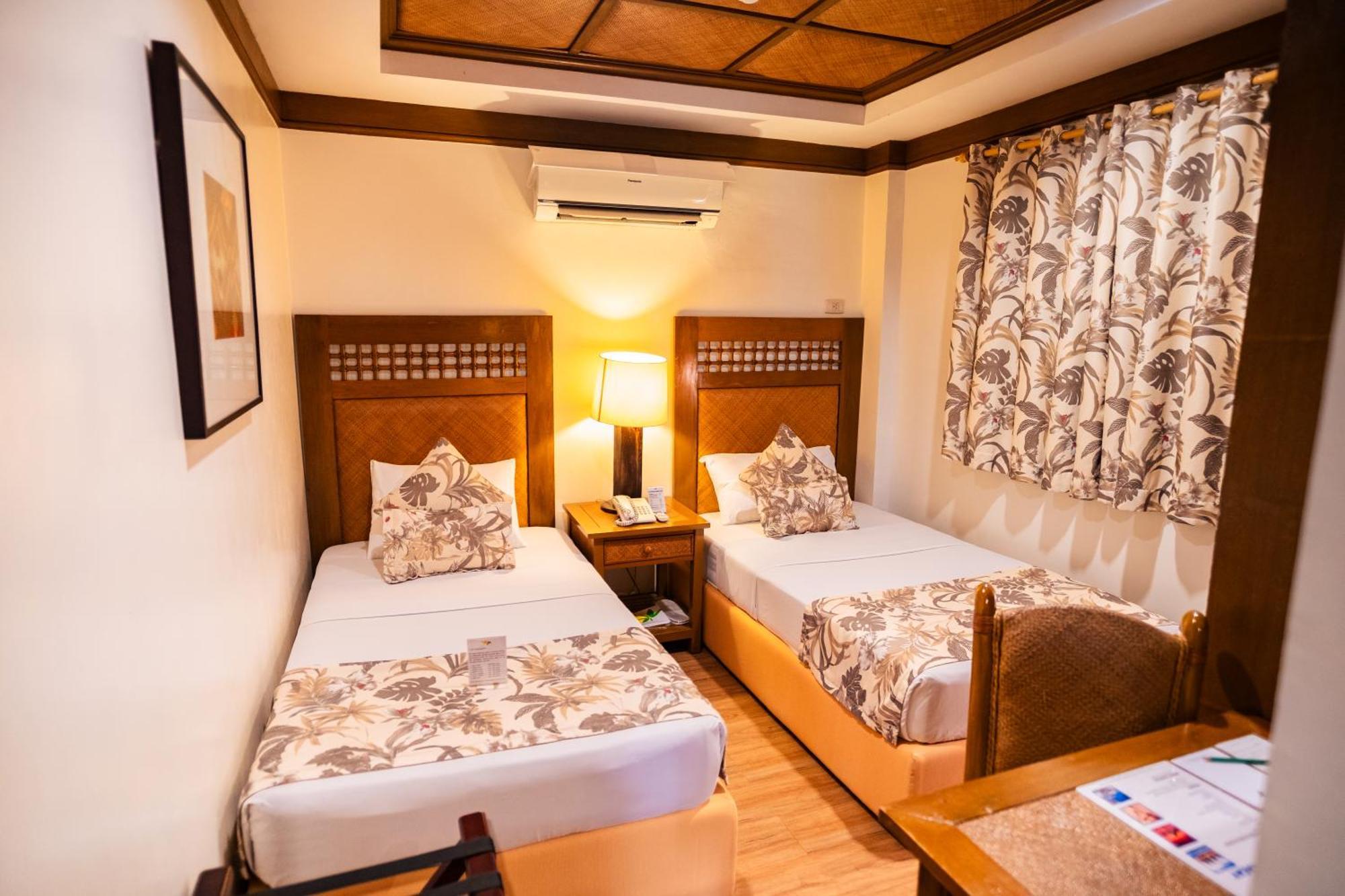 Boracay Tropics Resort Hotel Manoc-Manoc Eksteriør billede